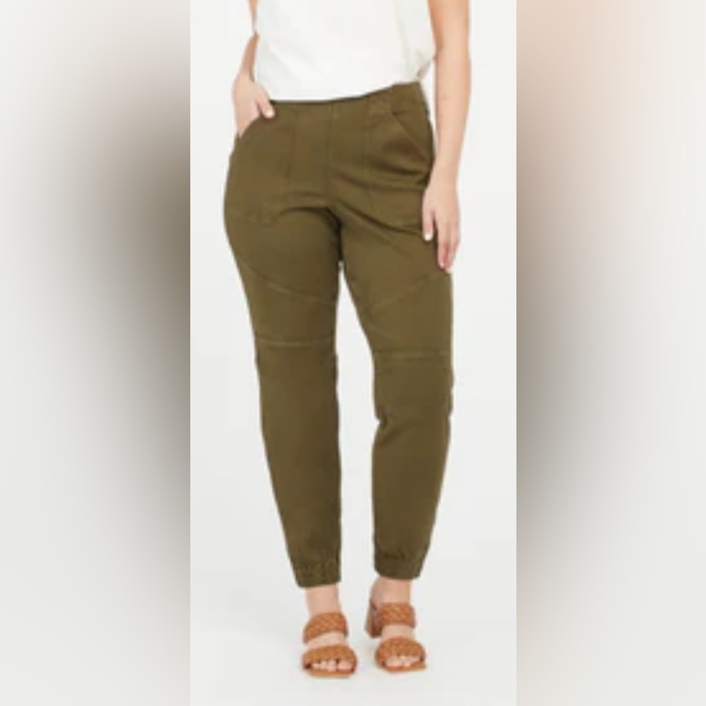 Stretch Twill Cargo Jogger